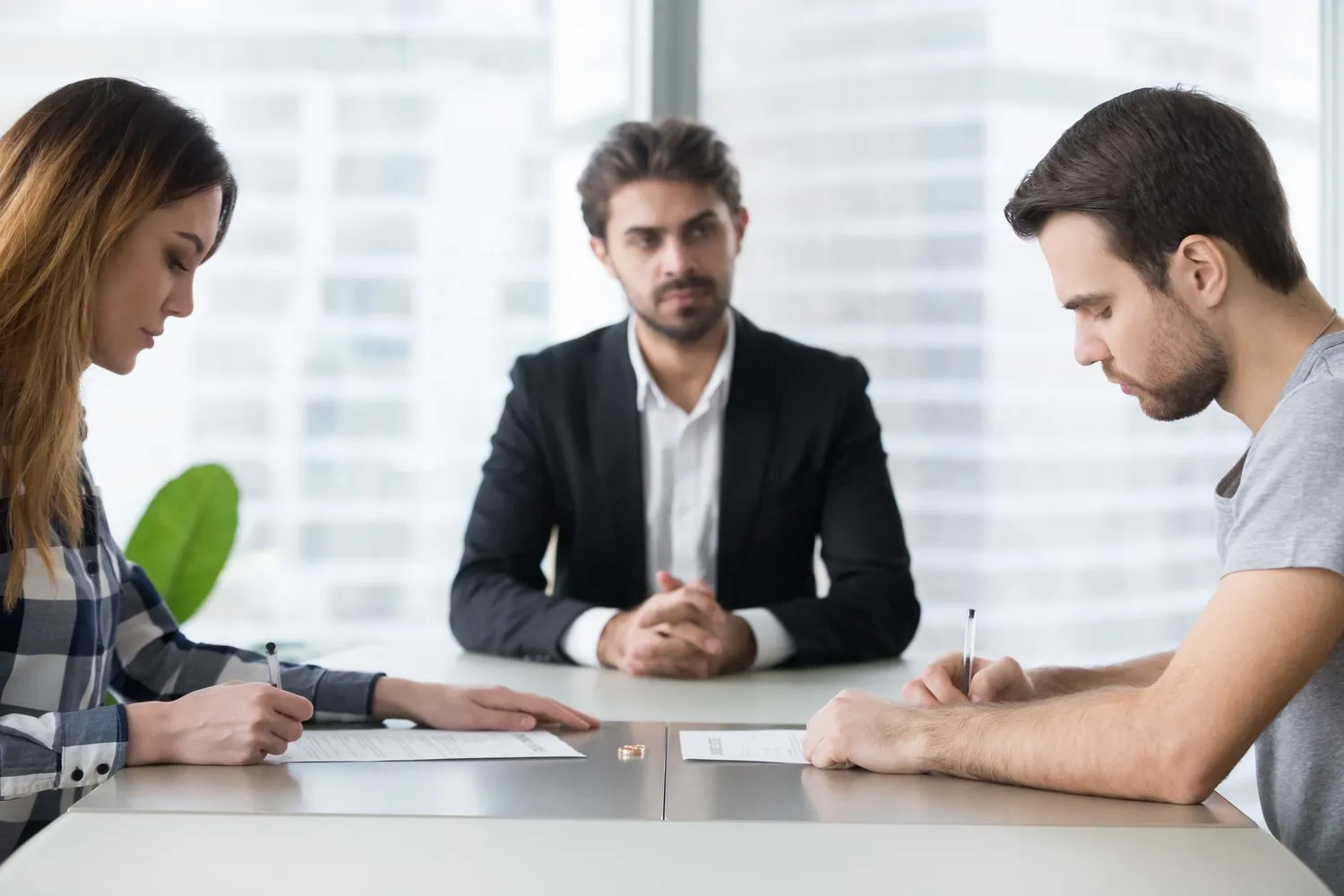 How EH Mediation Guides Couples Toward Fair and Balanced Outcomes Sunderland